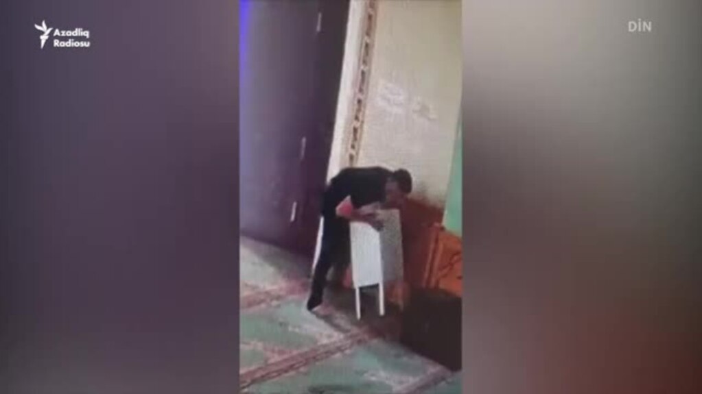 Allahşükürün mollaları alman keşişlərdən öyrənə bilər: Nəzir pulları kasıb-kusuba paylanır