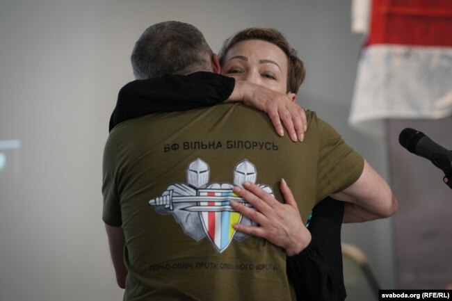 Nina Shydlovska ha donato gli effetti personali di Miroslav Lozovsky per il futuro museo in Ucraina