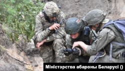 Wagner mercenaries from Russia are training Belarusian military personnel. 
