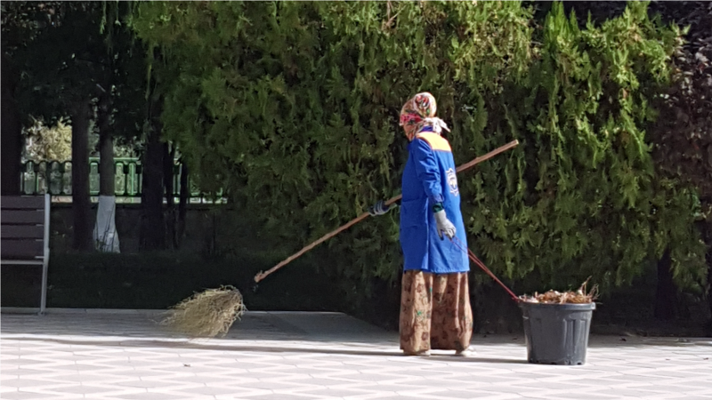 Daşoguza Aşgabatdan döwlet emeldarlary geldi, sebitde arassaçylyk işleri geçirildi we azyk bolçulygy döredildi