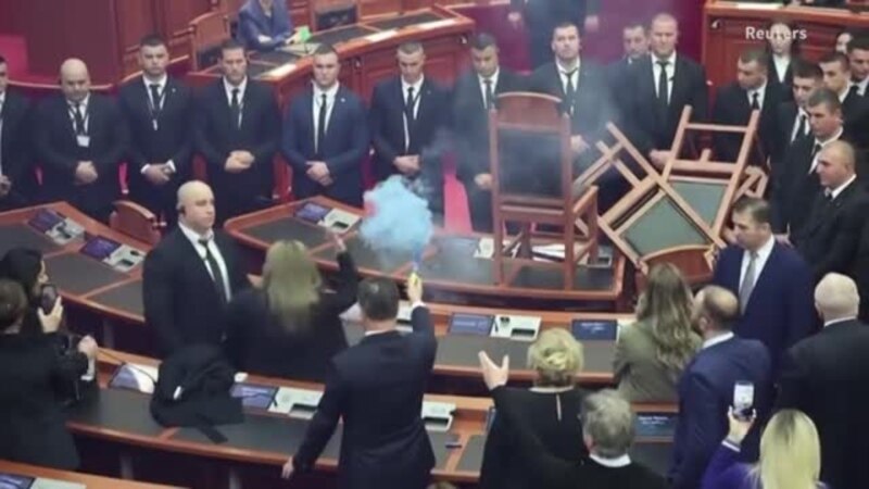 Parlament Albanije otvorio put za hapšenje bivšeg premijera Beriše