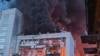Slika na društvenim mrežama prikazuje zapaljenu termoelektranu Tripilska-glavni snabdjevač električnom energijom za regione Kijev, Čerkasi i Žitomir, kako gori 11. aprila nakon ciljanog ruskog raketnog napada.