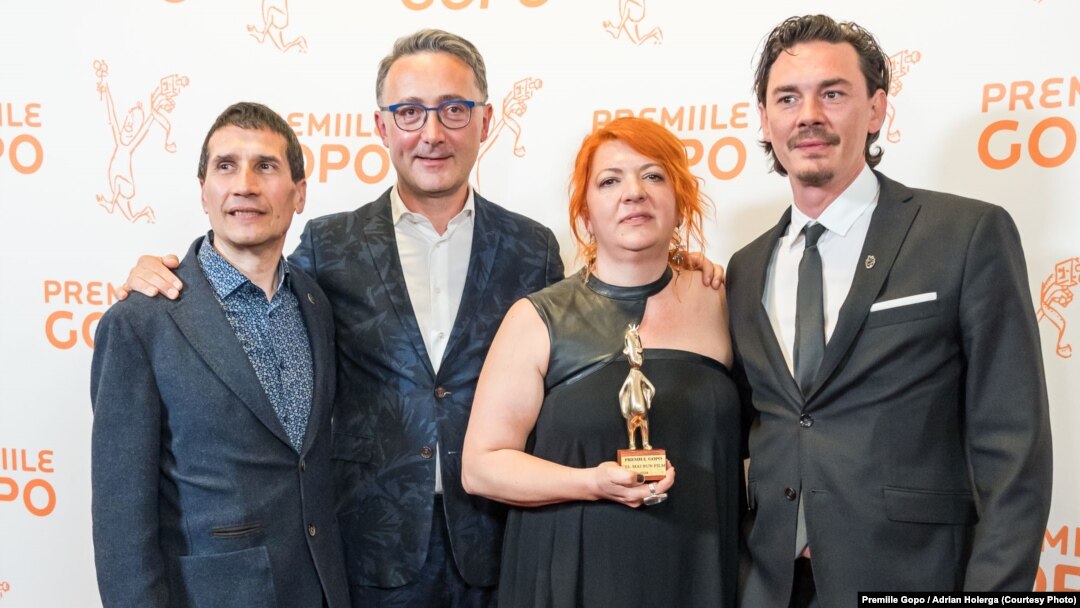O parte din echipa filmului „Libertate”, de la stânga la dreapta: Alexandru Sterian (director de imagine), Tudor Giurgiu (regizor), Oana Giurgiu (producător), Alex Calangiu (actor).