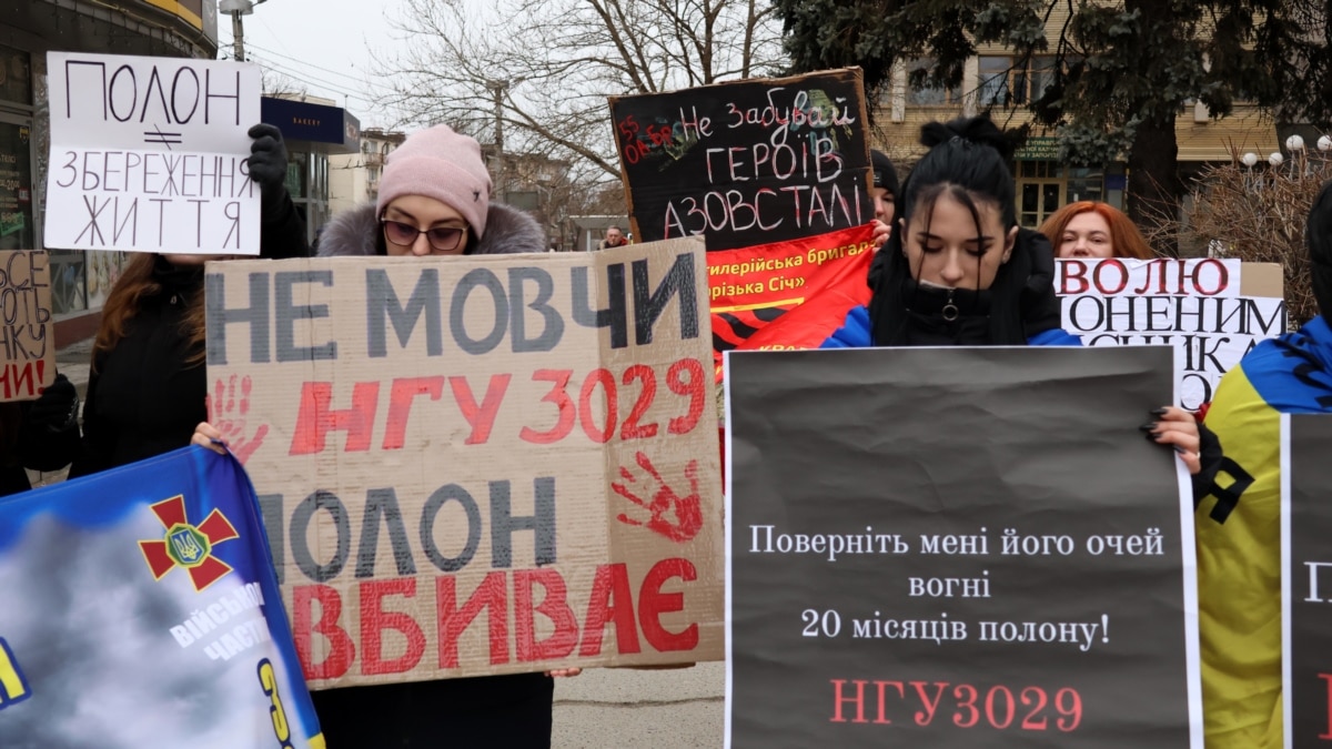 У Запоріжжі пройшла акція на підтримку українських військовополонених-оборонців Маріуполя