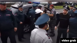 Poliția de la Erevan a făcut zeci de rețineri la protestul de sâmbătă. 