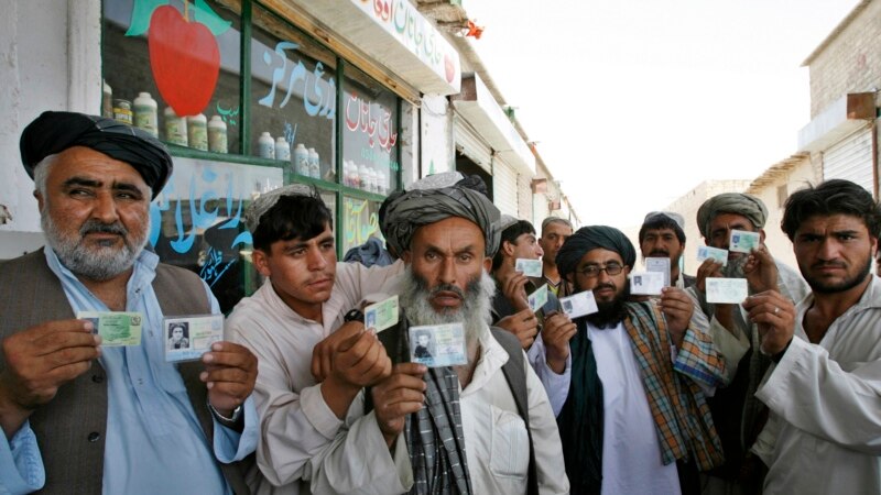 سخنگوی حکومت ایالت خیبرپختوانخوا: پناهجویان افغان دارای اسناد نباید از پاکستان اخراج شوند
