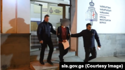 ბრალდებულის დაკავების კადრი