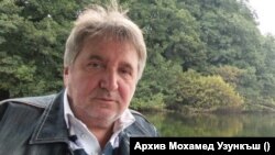 От 1990 година Мохамед Узункъш живее в Бурса, Турция, където той и семейството му са принудени да се изселят.