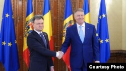 Președintele român Klaus Iohannis s-a întâlnit cu premierul moldovean Dorin Recean. 