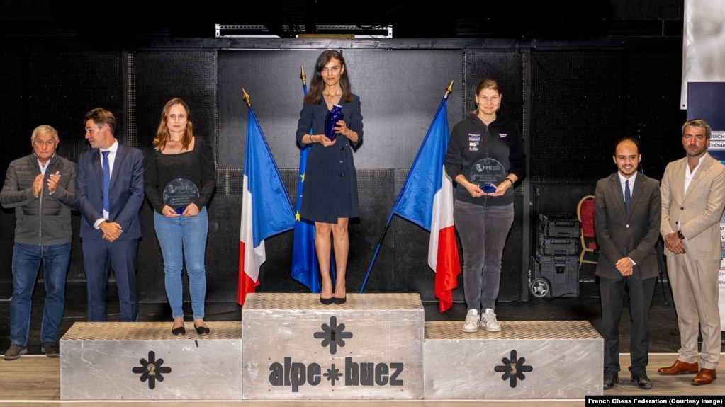 میترا حجازی‌پور بر سکوی قهرمانی رقابت‌های شطرنج زنان فرانسه