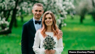 Xotin bilan uchlik jinsiy aloqa porno galereyasi Porno HD masturbatsiya veb-kamera