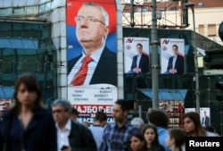 Predizborni plakati Vojislava Šešelja i Aleksandra Vučića u Beogradu, foto-arhiva: 31. mart 2017. godine