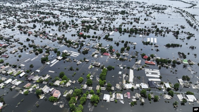 Город Олешки на левом берегу Херсонской области, затопленный в результате уничтожения Каховской ГЭС, 10 июня 2023 года