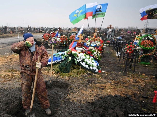 Могили російських солдатів, які загинули на війні проти України. Тульськая область, Росія
