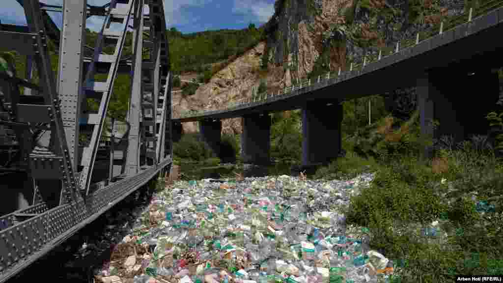 Although some efforts have been made by nongovernmental organizations to address the crisis, a lack of effective enforcement, public awareness, and comprehensive environmental policies continues to hinder progress, leaving Kosovo&#39;s rivers trapped in a cycle of persistent ecological degradation.