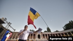 Lansarea lui George Simion pentru alegerile prezidențiale din România, la Arenele Romane.