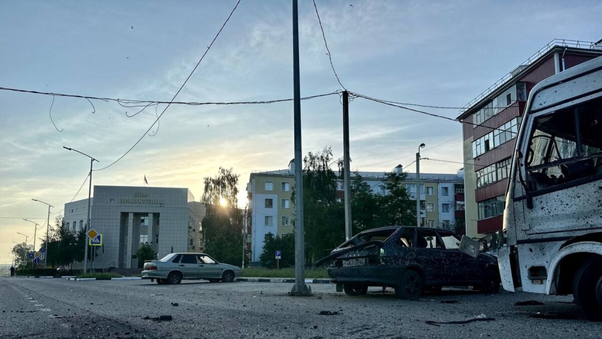 The governor of Russia’s Belgorod region reported on “battles with saboteurs” and said he was ready to meet for the handover of Russian prisoners