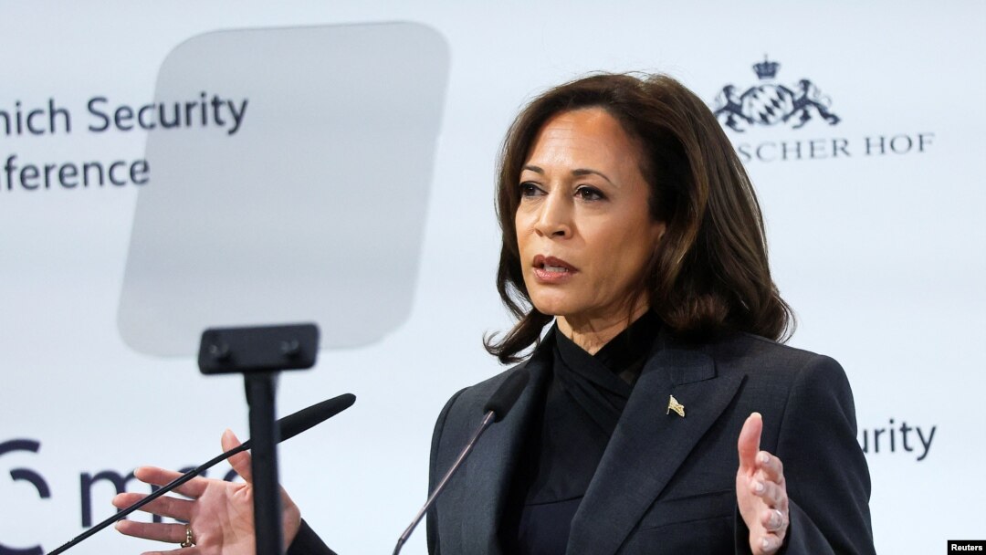 Vicepreședintele SUA Kamala Harris participă la un summit al Asiei de Est, unde este prezent și ministrul de externe rus Serghei Lavrov. Imagine cu caracter ilustrativ
