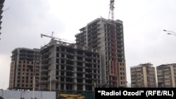 Як бинои навсохт дар Душанбе