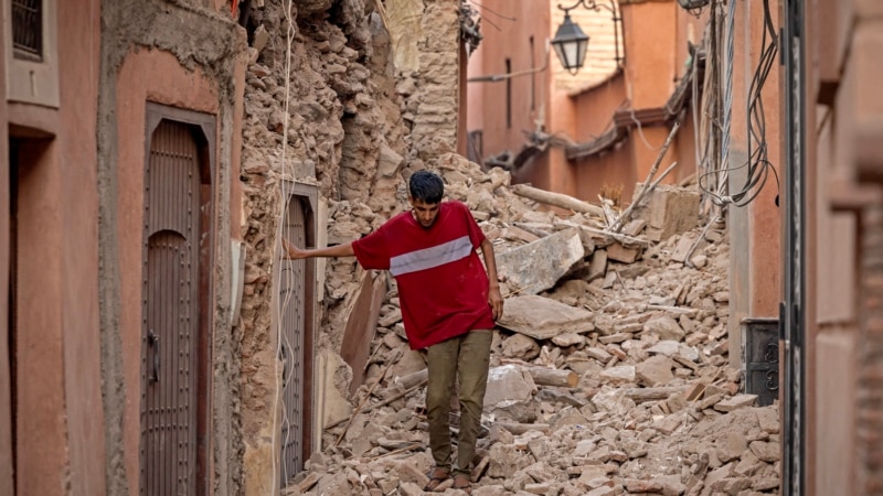 Над 1.000 загинати во земјотресот во Мароко, се трага по преживеани