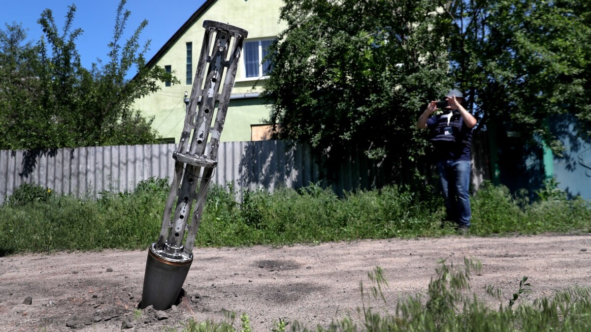 Розвідка Британії: Росія почала частіше використовувати касетні бомби ...