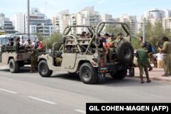 Резервисты ЦАХАЛ по пути на свою военную базу, Тель-Авив, 7 октября 2023 года
