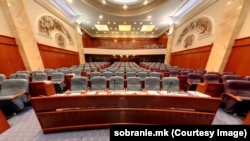 Пленарна сала во Собранието на Северна Македонија (архивска фотографија)
