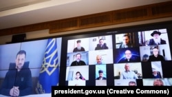 Predsjednik Zelenski tokom video konferencije sa predstavnicima svih crkava i vjerskih zajednica u Ukrajini 17. avgusta