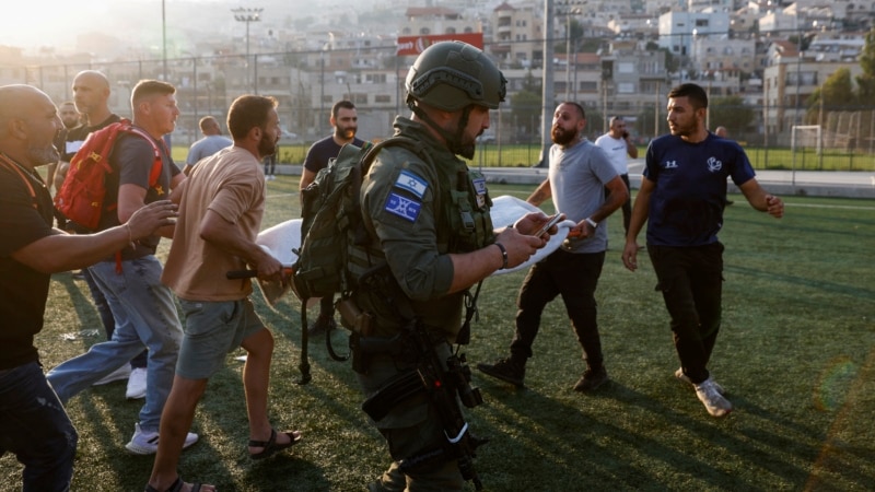 اسرائیل می‌گوید ۱۰ نفر بر اثر حمله راکتی حزب‌الله لبنان به جولان کشته شدند
