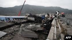 За останніми даними влади, щонайменше 36 людей загинули і ще 85 зазнали поранень унаслідок зіткнення двох поїздів поблизу грецького міста Лариса пізно ввечері 28 лютого