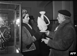 پیکاسو و ژیلو در پاریس، سال ۱۹۴۸