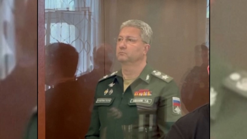 Бывшего замминистра обороны России Иванова оставили в СИЗО