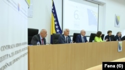 Članovi Centralne izborne komisije u Sarajevu, 8. maja 2024. godine. 