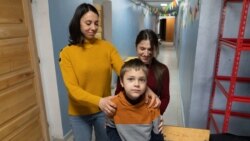 Cum e să crești un copil cu autism în R. Moldova. Povestea familiei Demian