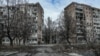 Пошкоджені російськими ударами будинки в Авдіївці, 10 березня 2023 року