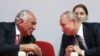 Василий Анисимов (слева) с Владимиром Путиным