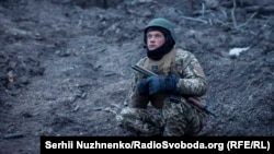 Український військовослужбовець протиповітряної оборони поблизу Бахмуту, 6 березня 2024 року