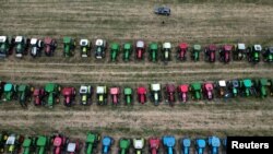 Bolgár búzatermelők traktorokkal tiltakoznak az ukrán gabonabehozatali tilalom feloldása ellen. Fotó: Reuters / Sztojan Nenov
