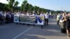 Učesnici Marša mira krenuli su u subotu, 8. jula iz Nezuka kod Zvornika i prepješačili 100 kilometara kako bi odali počast žrtvam srebreničkog genocida.
