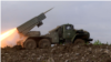 Moldova, Bahmut. Echipajele de artilerie ucrainene se bazează pe sistemele de rachete Grad, 25 aprilie 2023