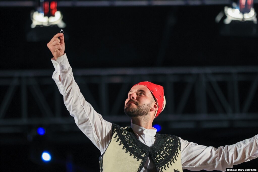Më 8 gusht, pjesëmarrësit në këtë festival, që organizohet nga&nbsp;Federata e Festivaleve të Vallëzimit, FIDAF Kosova, kanë arritur në Kosovë.&nbsp;