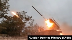 За даними місцевої влади, сьогодні ввечері російські війська обстріляли село Мемрик із «Градів» 