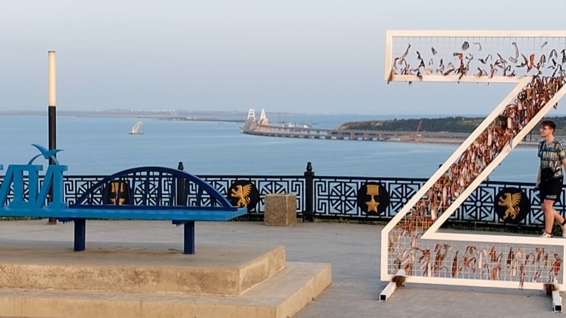 «Город двух морей» без доступа к морю. Запретные пляжи с видом на Керченский мост