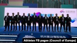 یک گروه از ورزشکاران افغان که برای اشتراک در رقابت های آسیایی به چین رفته اند