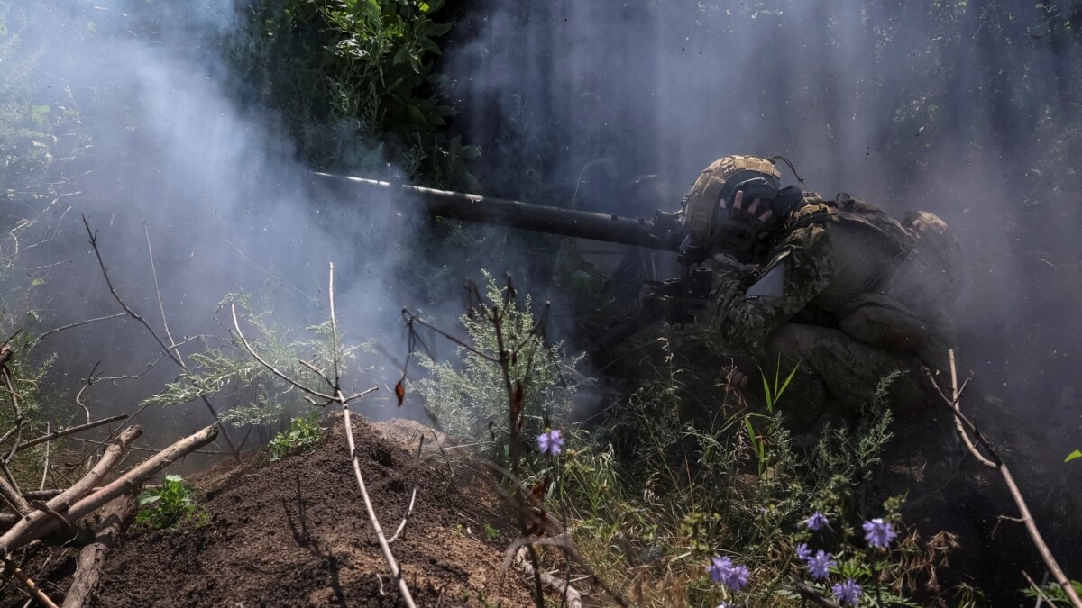 Генштаб повідомляє про 28 зіткнень із військами РФ на п’яти напрямках Донеччини за добу