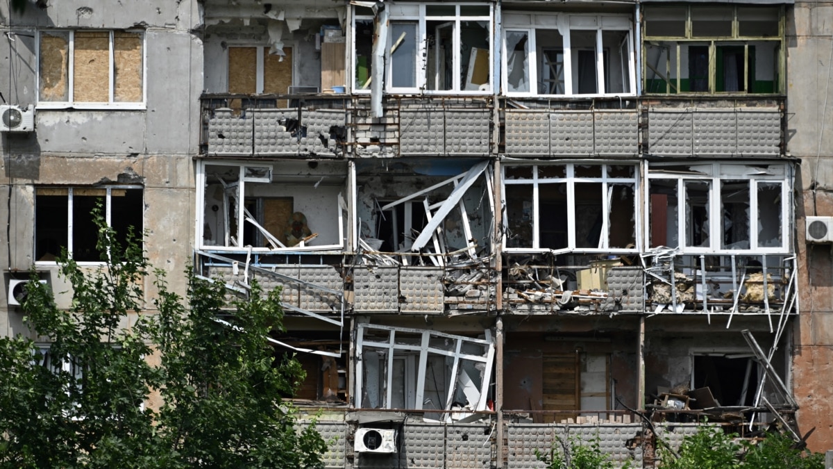 Місцева влада повідомила про черговий обстріл передмістя Херсона