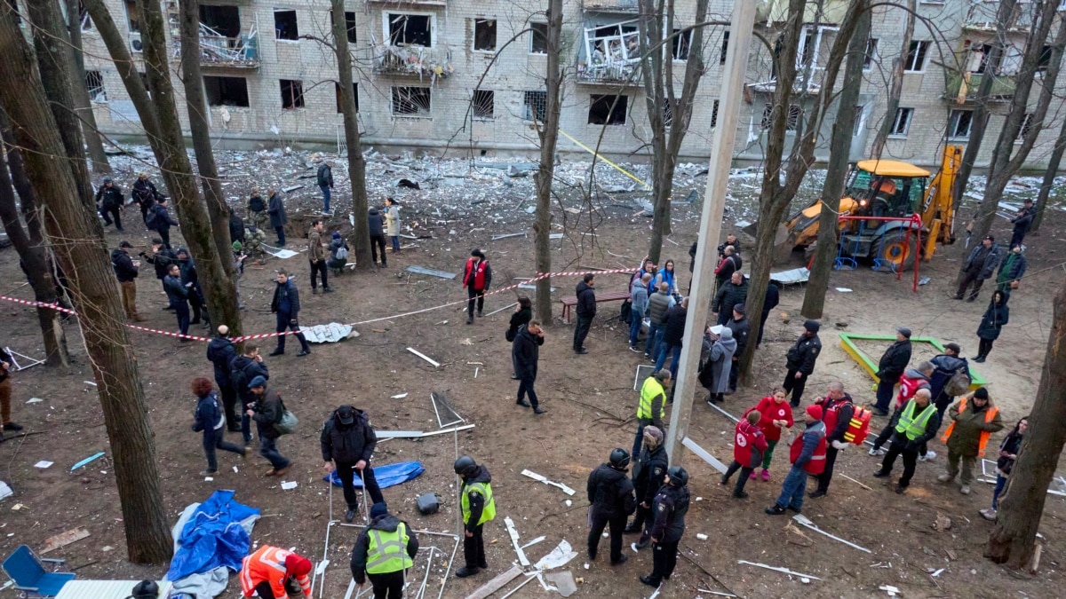 у Харкові після нічної атаки РФ пошкоджені цивільні обʼєкти – фото
