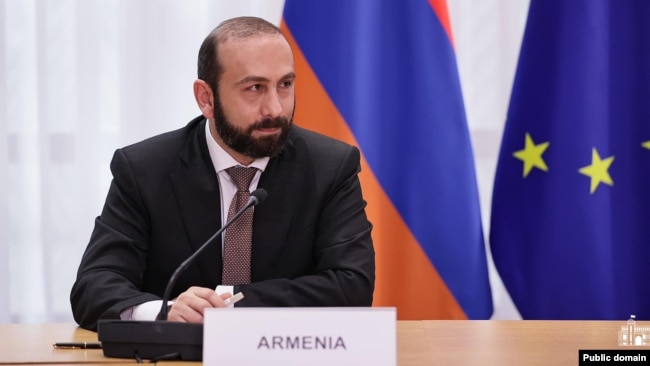 Armenian Foreign minister Ararat Mirozyan (file photo)