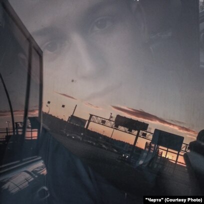 Жалаңаш әйелдер жеке 80 жастан асқан еркектерге арналған секс