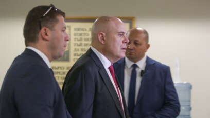 Сигнали срещу главния прокурор Иван Гешев и заместника му Борислав